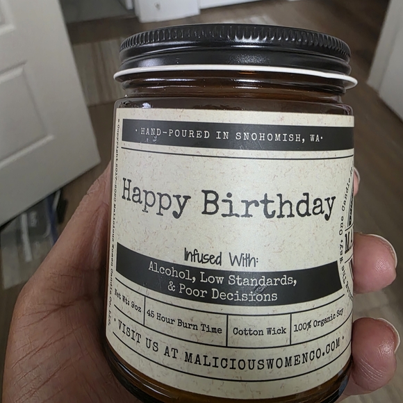 Malicious Women Co. Happy Birthday Berry Bellini Candle - Picture 5 of 7